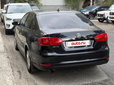 2012 Volkswagen Jetta VI, чёрный, 950000 рублей, вид 5
