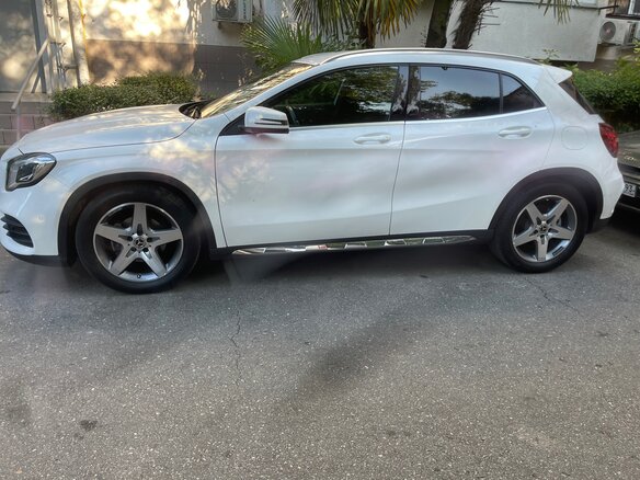 2018 Mercedes-Benz GLA 200 I (X156) Рестайлинг, белый, 3050000 рублей - вид 5