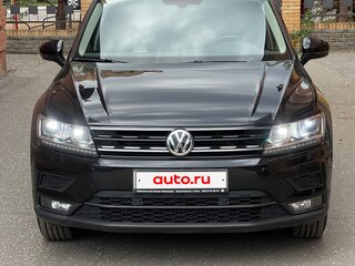 2018 Volkswagen Tiguan II, чёрный, 3050000 рублей, вид 3
