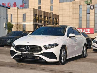 2023 Mercedes-Benz A-Класс 180 IV (W177) Рестайлинг, белый, 2050000 рублей, вид 2