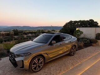2023 BMW X6 40i III (G06) Рестайлинг, серый, 10100000 рублей, вид 3