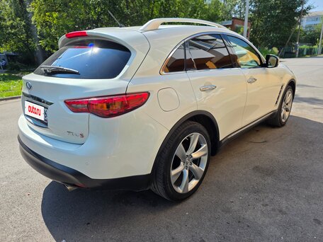 2009 Infiniti FX35 II (S51), белый, 1300000 рублей, вид 4