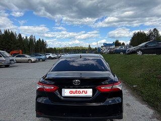 2020 Toyota Camry VIII (XV70), чёрный, 2600000 рублей, вид 5