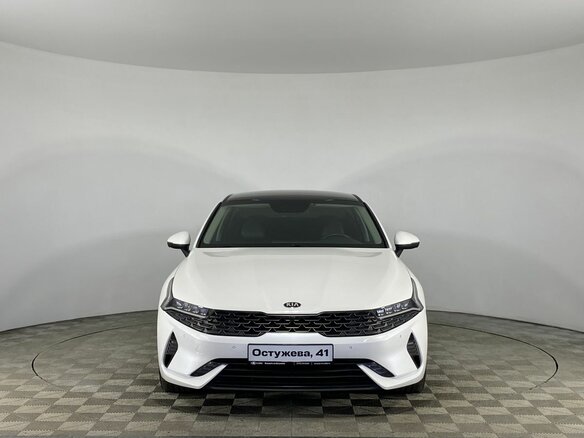 2021 Kia K5 III, белый, 2299000 рублей - вид 2