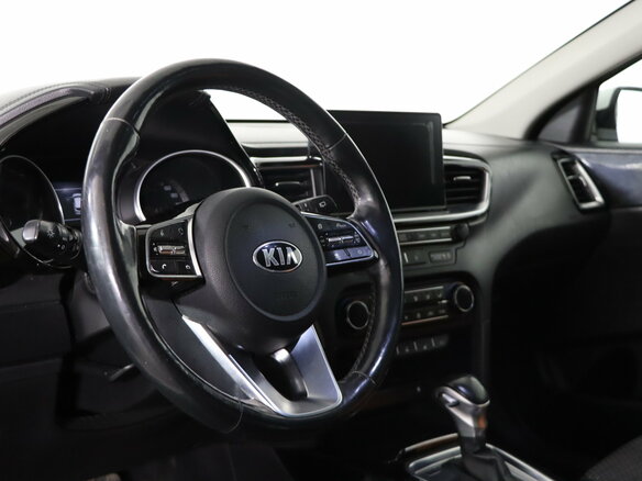 2018 Kia Ceed III, белый, 1569990 рублей - вид 8