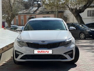 2018 Kia Optima IV Рестайлинг, белый, 1250000 рублей, вид 4