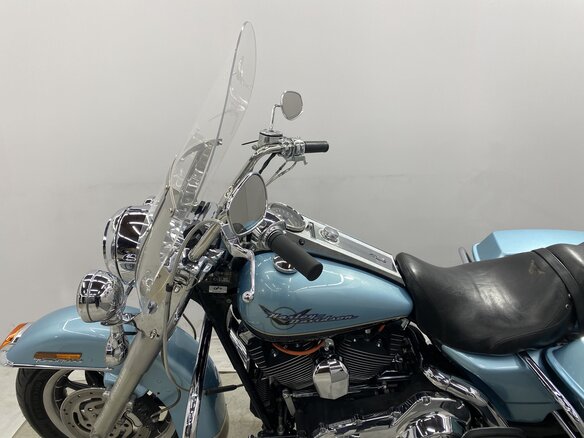2006 Harley-Davidson Road King, голубой, 689000 рублей - вид 7