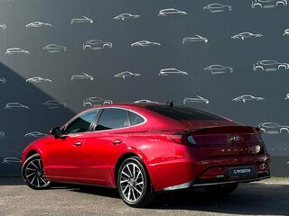 2021 Hyundai Sonata VIII (DN8), красный, 2488200 рублей, вид 4