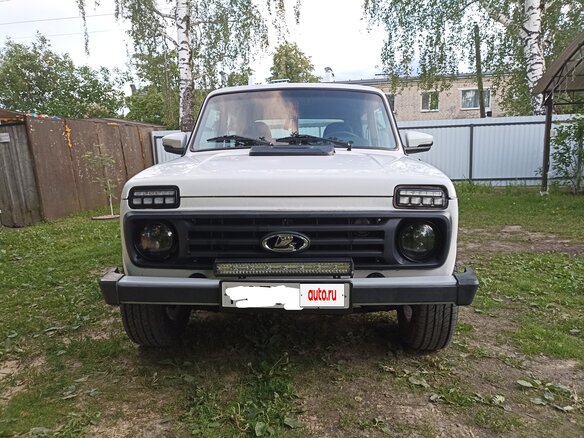 2016 Lada (ВАЗ) 2121 (4x4) I Рестайлинг, белый, 650000 рублей