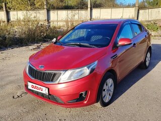 2014 Kia Rio 5-speed III, красный, 800000 рублей, вид 1