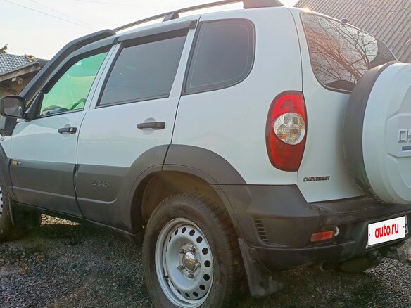 2016 Chevrolet Niva I Рестайлинг, белый, 599999 рублей - вид 6
