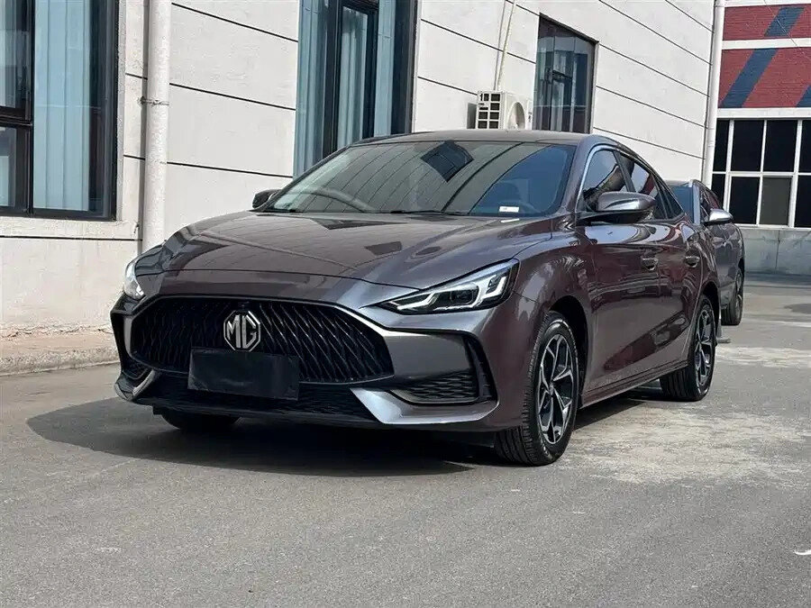Открыть фотографии: MG 5 II