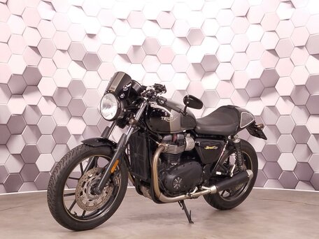 2017 Triumph Street Cup, чёрный, 699000 рублей, вид 2