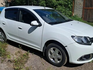 2014 Renault Sandero II, белый, 630000 рублей, вид 2