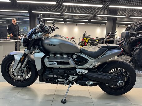 2023 Triumph Rocket 3, серый, 2330000 рублей, вид 2
