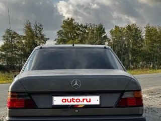 1987 Mercedes-Benz W124 230 5-speed, серый, 210000 рублей, вид 5