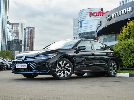 Volkswagen Passat (North America and China) Pro I