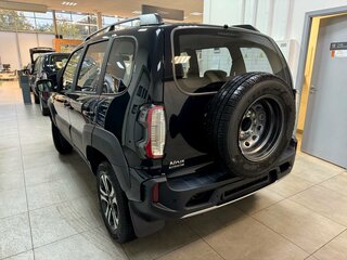 2025 Lada (ВАЗ) Niva Travel I, чёрный, 1734000 рублей, вид 3