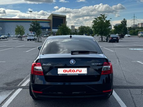 2020 Skoda Octavia III (A7) Рестайлинг, чёрный, 1400000 рублей, вид 2