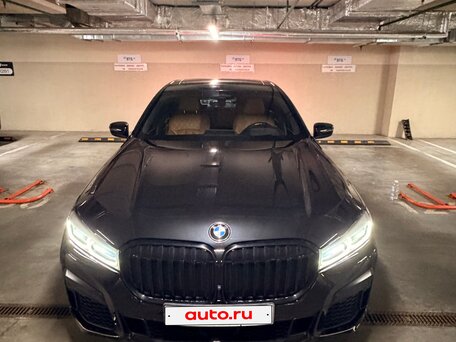 2021 BMW 7 серии Long 730Ld xDrive VI (G11/G12) Рестайлинг, чёрный, 7300000 рублей, вид 3