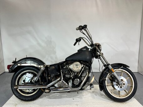 1982 Harley-Davidson Dyna Glide Sturgis, чёрный, 960000 рублей, вид 1