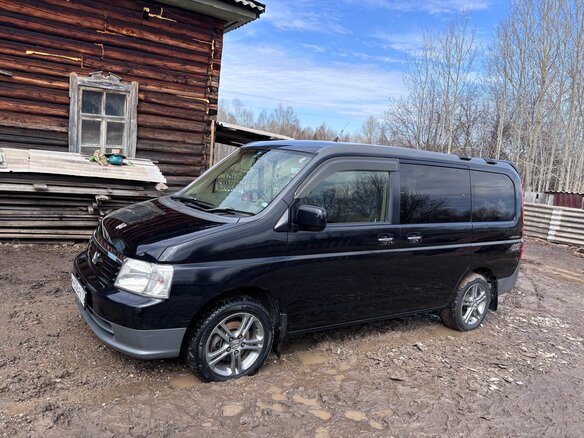 2002 Honda Stepwgn II, чёрный, 1000000 рублей - вид 1