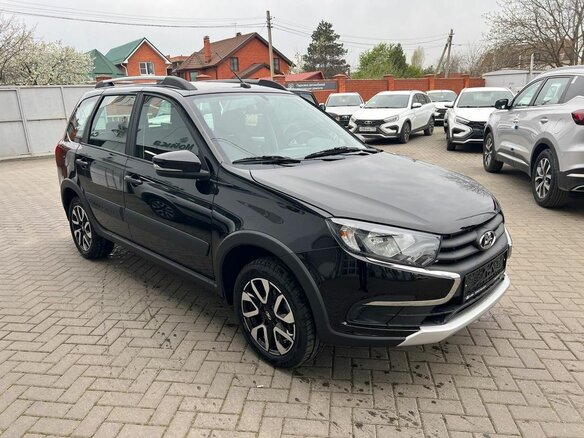 2026 Lada (ВАЗ) Granta Cross I Рестайлинг, чёрный, 1196000 рублей - вид 2