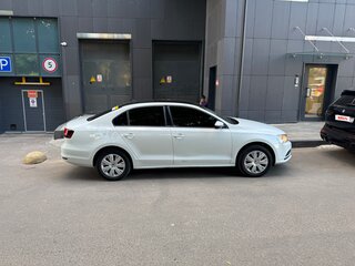 2017 Volkswagen Jetta VI Рестайлинг, белый, 1350000 рублей, вид 2