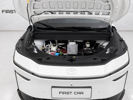 2025 Toyota bZ3X 50 kWh, серебристый, 2635000 рублей, вид 4