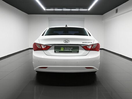 2010 Hyundai Sonata VI (YF), белый, 895000 рублей, вид 4