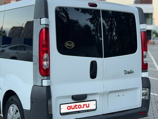 2007 Renault Trafic II Рестайлинг, белый, 825000 рублей, вид 4