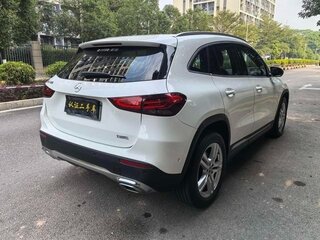2020 Mercedes-Benz GLA 180 II (H247), белый, 2120000 рублей, вид 4