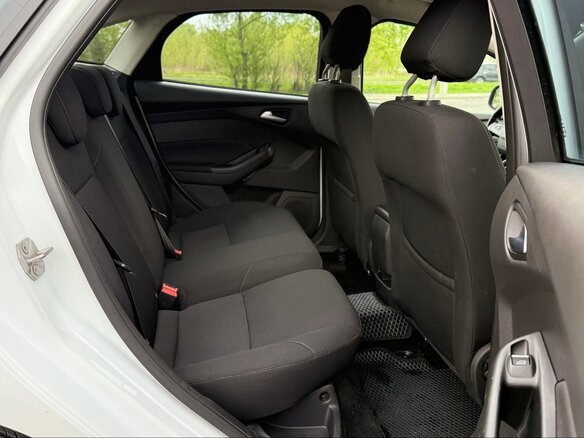 2015 Ford Focus III Рестайлинг, белый - вид 22