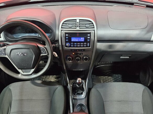 2014 Chery Tiggo (T11) I Рестайлинг (FL), красный - вид 9