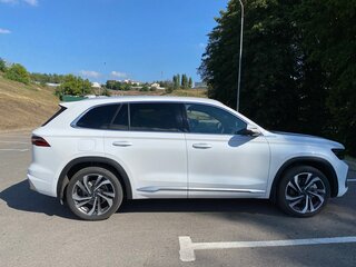 2025 Geely Monjaro I, белый, 4129000 рублей, вид 4