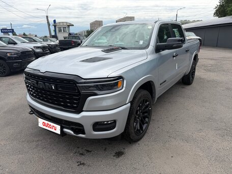 2026 Ram 1500 Crew Cab V Рестайлинг, серебристый, 9499999 рублей, вид 2