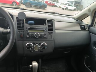 2010 Nissan Tiida I Рестайлинг, серебристый, 750000 рублей, вид 1