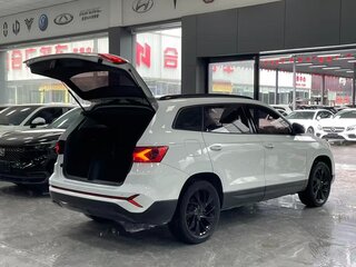 2022 Jetta VS7 I Рестайлинг 1, белый, 1610000 рублей, вид 2