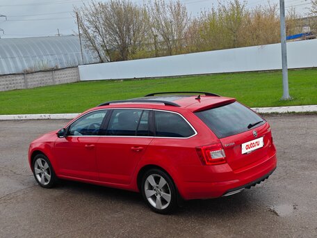 2014 Skoda Octavia III (A7), красный, 1550000 рублей, вид 4