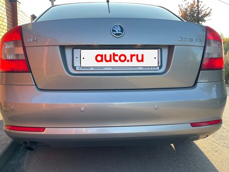 2012 Skoda Octavia II (A5) Рестайлинг, серый, 770000 рублей, вид 3