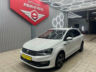 2016 Volkswagen Polo V Рестайлинг, белый, 1090000 рублей, вид 3