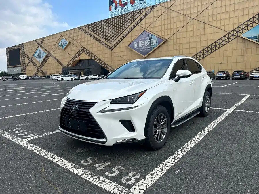 Открыть фотографии: Lexus NX II