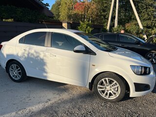 2014 Chevrolet Aveo II, белый, 1100000 рублей, вид 5