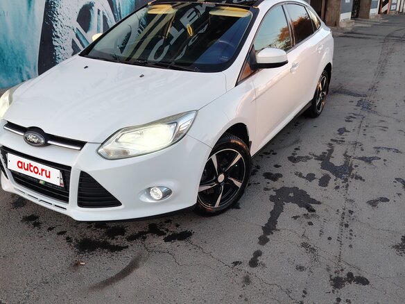 2012 Ford Focus III, белый, 650000 рублей