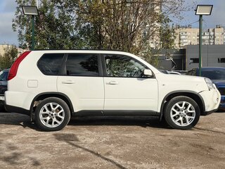 2013 Nissan X-Trail II Рестайлинг, белый, 989000 рублей, вид 4