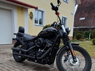 2020 Harley-Davidson Street Bob, чёрный, 969487 рублей, вид 4