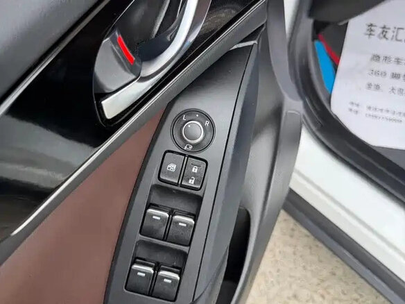 2021 Mazda CX-4 I Рестайлинг, белый, 1565000 рублей - вид 22