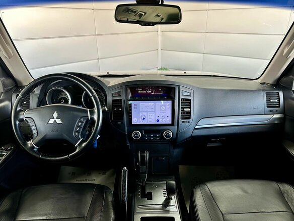 2010 Mitsubishi Pajero IV, коричневый, 1879000 рублей - вид 14