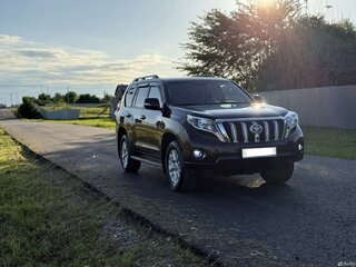2016 Toyota Land Cruiser Prado 6-speed 150 Series Рестайлинг 1, чёрный, 3760000 рублей, вид 3