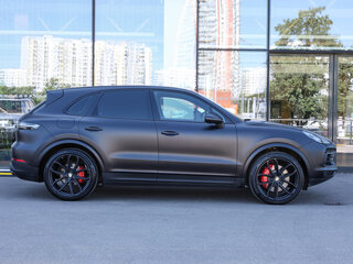 2020 Porsche Cayenne S III, чёрный, 6498000 рублей, вид 4